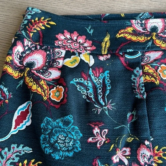 Ann Taylor LOFT Deep Teal Floral Skirt w/ Kick Pleat SZ 8 - Picture 11 of 14